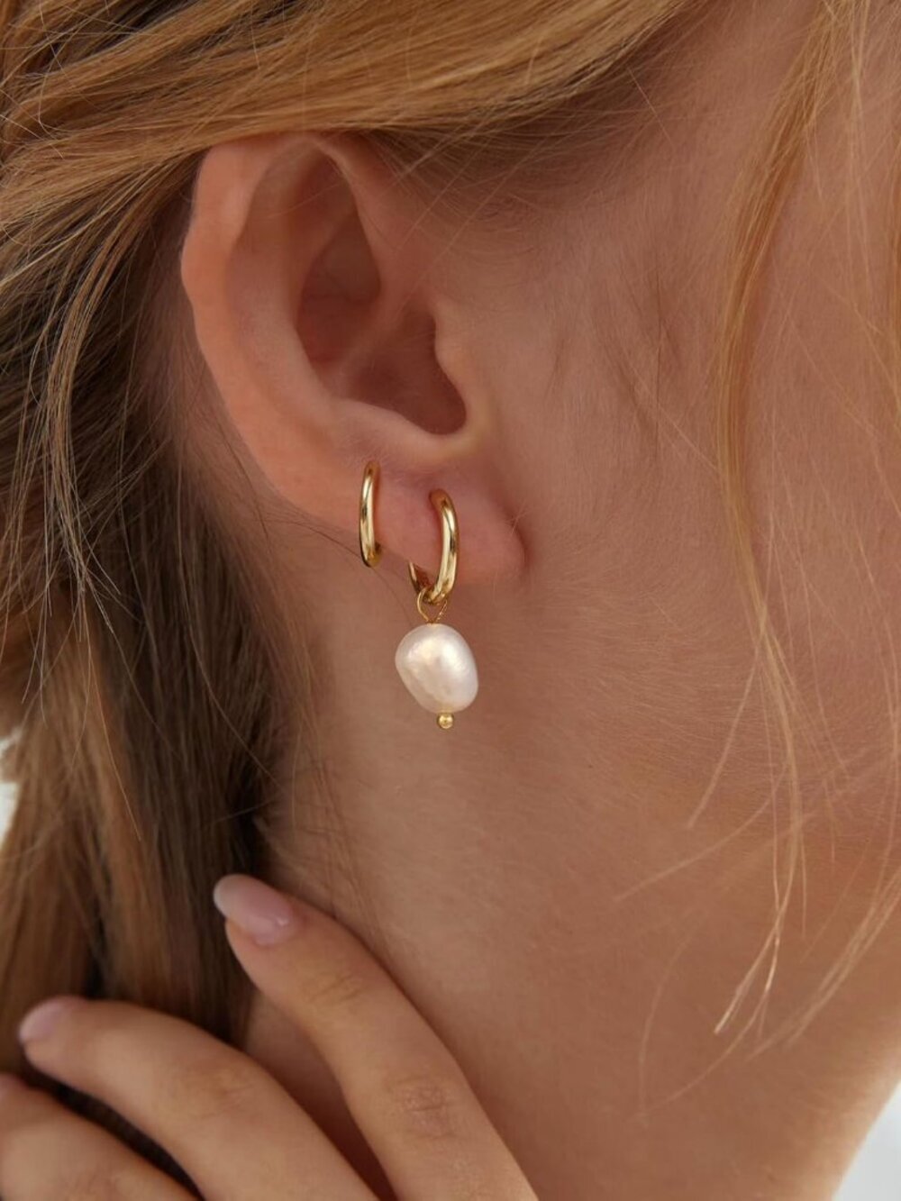 Women's 4 Pearl Earring Set 14k Gold Plated Jewelry Gold Hoop Earrings - Picture 3 of 6